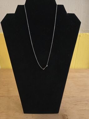 Delicate Silver Bar Pendant Necklace - Minimalist Women’s Jewelry